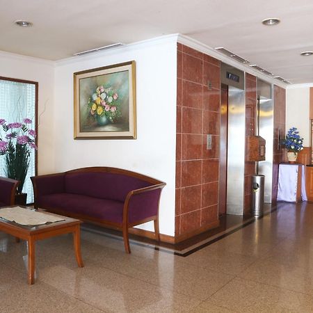 Hotel Farel Jakarta Exterior photo